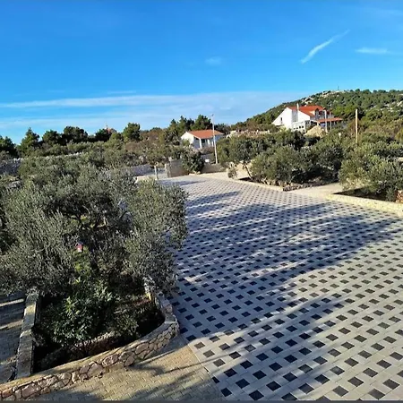 Lägenhet Olive Trees Jezera